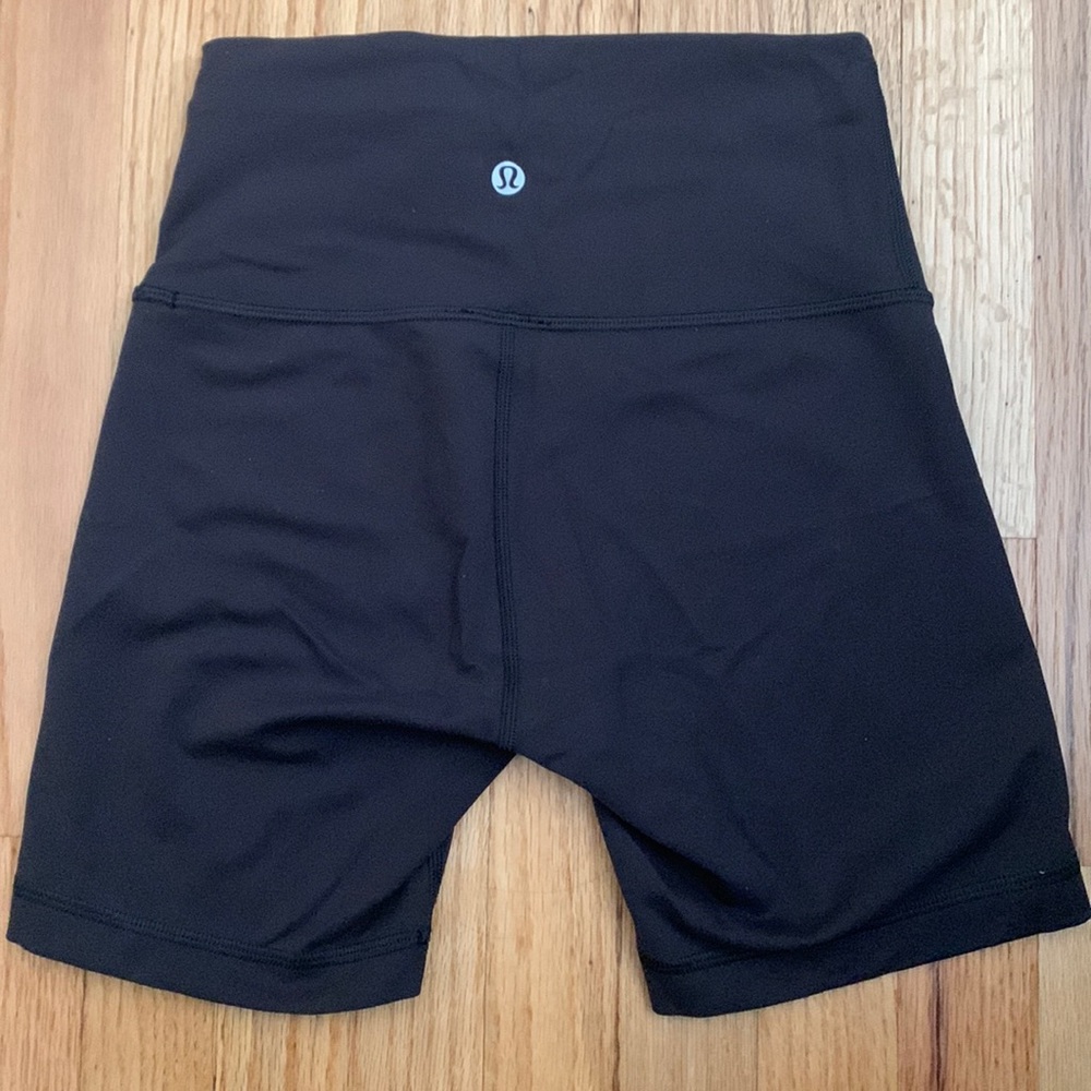 Lululemon wunder train